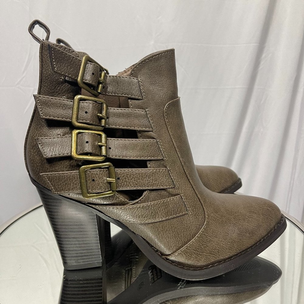 Legend Footwear Dominic Buckle Faux Leather Boot 10